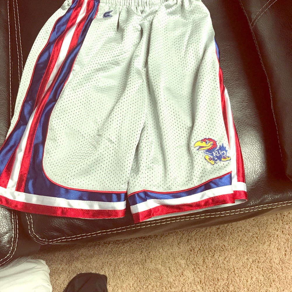 Boys shorts 10-12 M